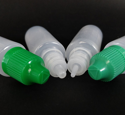 Flüssigkeitsverteilende Plastik-Tropffflaschen mit glatter Oberfläche