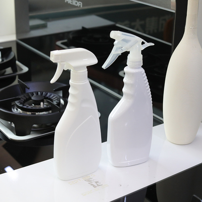 Auslösersprüher Plastiknebelflaschen 200 ml Zylinderform Bildschirmdruck OEM/Odm verfügbar