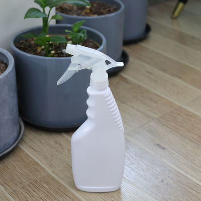 Auslösersprüher Plastiknebelflaschen 200 ml Zylinderform Bildschirmdruck OEM/Odm verfügbar