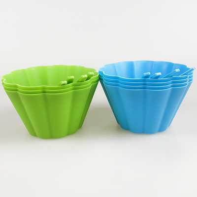 Moderne isolierte Plastik-Milchteeflaschen mit bequemem Griff