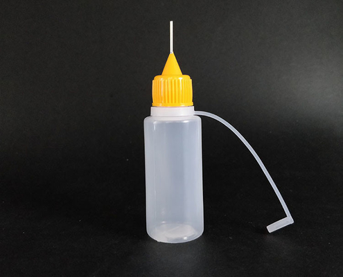 Elegante Flaschen mit Schraubkappe aus Kunststoff mit glatter Oberfläche