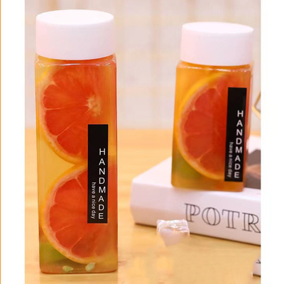 Kristallklare 500 ml BPA-freie, isolierte Kunststoffflasche mit Milchtee