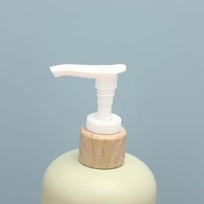 Anpassbare 24 mm rosa PET-Pumpenflasche mit Bildschirmdruck und Warmstempel