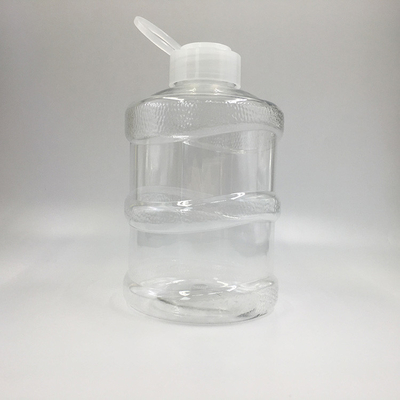 Isolierte, durchsichtig-quadratische, runde Milch-Tee-Saftflasche mit Deckel und Griff