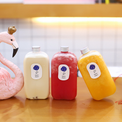 Moderne klare Kunststoff-Säfteflasche mit Griff für kaltes Getränk