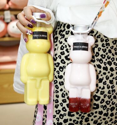 Screw-on Lid Bubble Tea Jugs Innovative Beverage Containers Built for Consistent Performance and User Friendly Operation