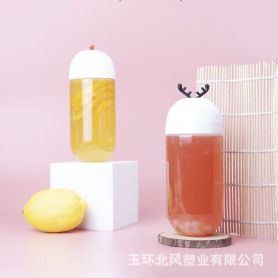 Isolierte Bubble Tea Krüge im modernen Look, gefertigt für effektive Temperaturkontrolle und stilvolle Getränkeaufbewahrung
