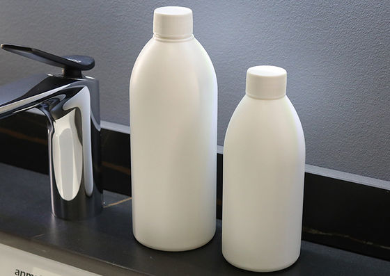 Sichere, praktische Kunststoffbehälter mit Schraubverschluss zur Aufbewahrung