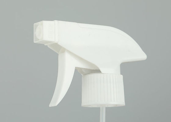 Klare Sprühflasche mit Auslöser für die Haushaltsreinigung und kosmetische Zwecke