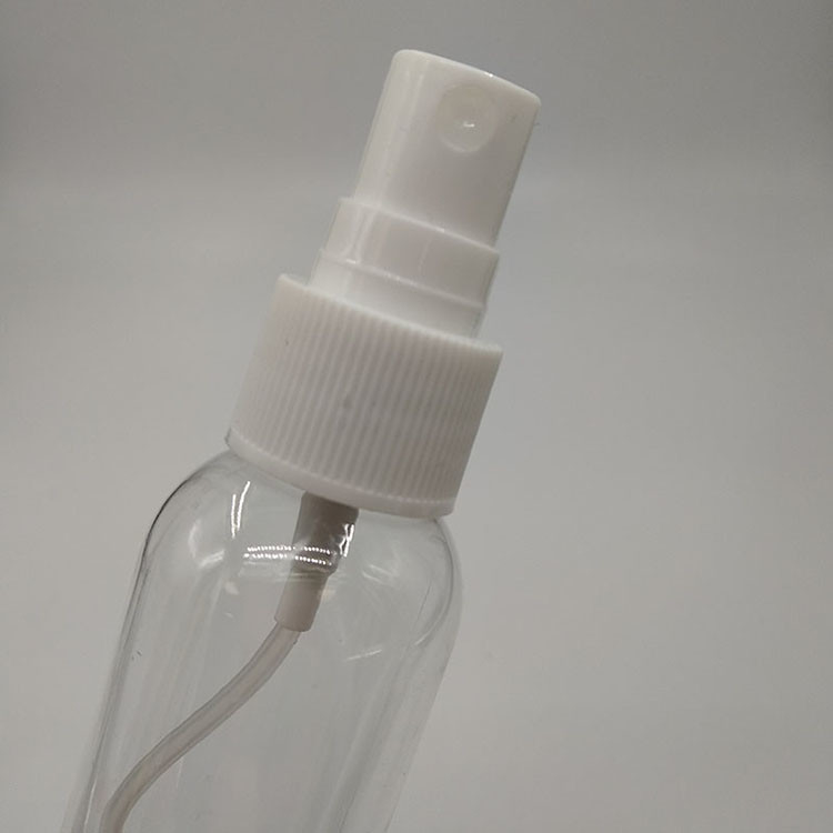 Großhandel 1 Oz 2 Oz 30 Ml 50 Ml 150 Ml Leere Transparente klare Boston Rund Sprühpumpe Kunststoff Pet Flaschen für Alkohol
