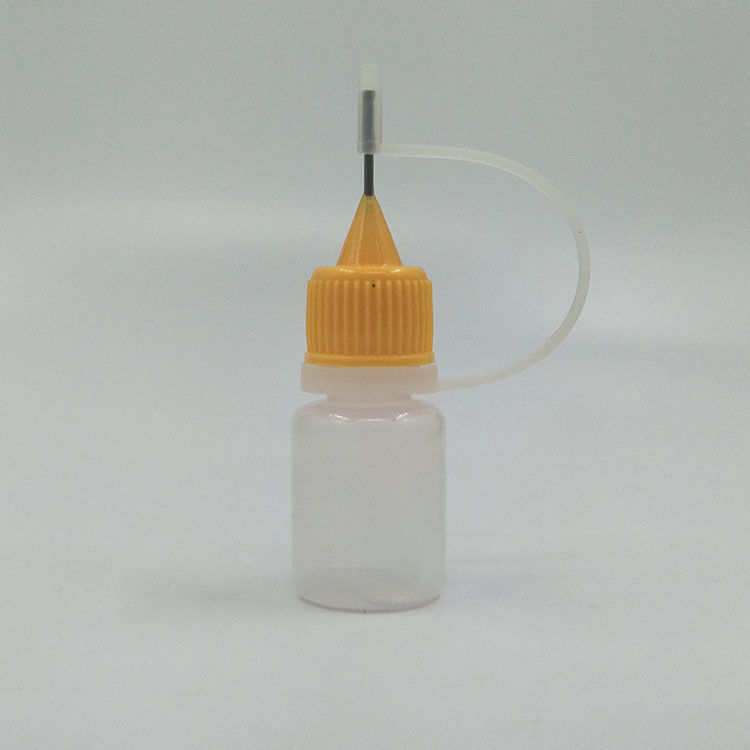 Maßgeschneiderte Kunststoff-Schraubverschlussflaschen für auslaufsichere und platzsparende Aufbewahrung